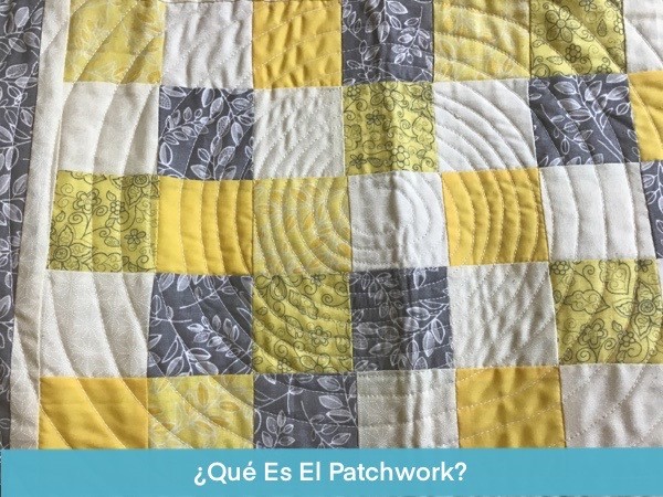Que Es El Patchwork - Patchwork hecho con cuadros de tela en color blanco gris y amarillo